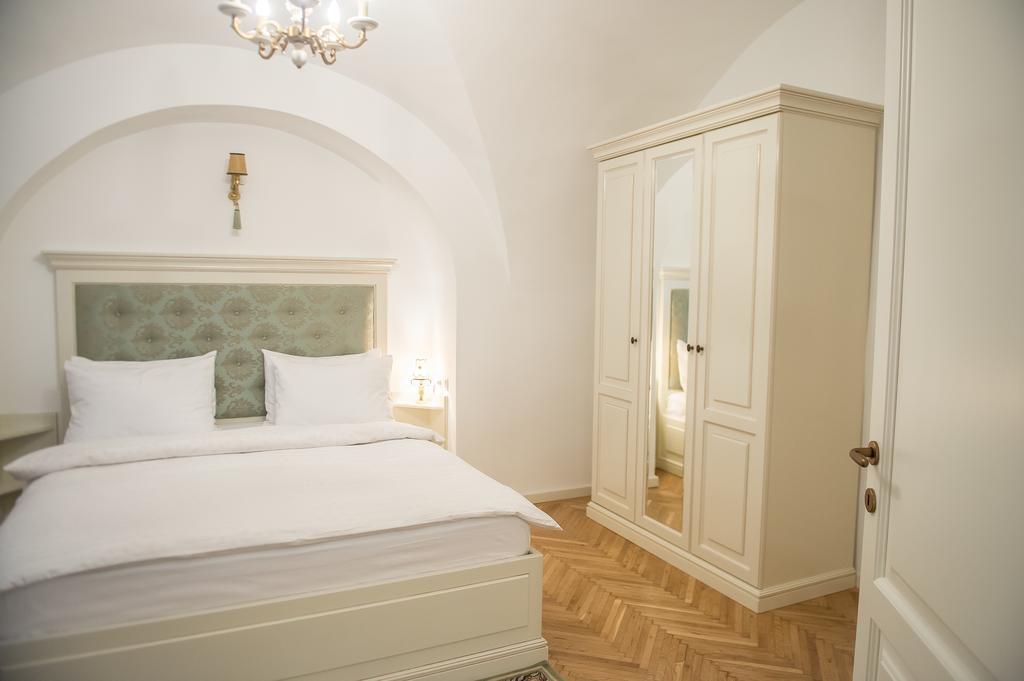 Baroc Apartments & Studio Sibiu Dış mekan fotoğraf